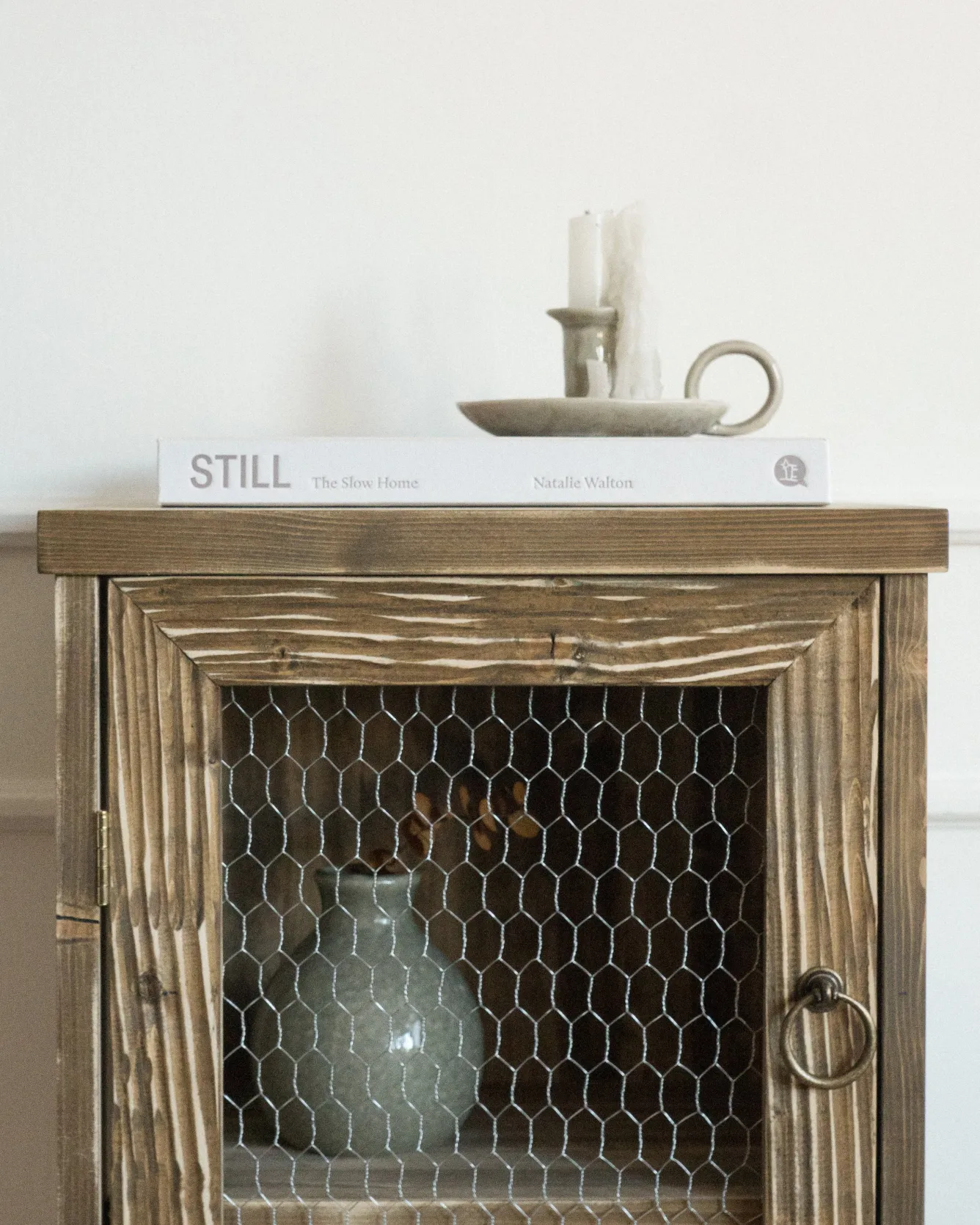 armoire_troite_siem_10.webp Hannun Buffets | Armoire étroite Siem Noyerrustique