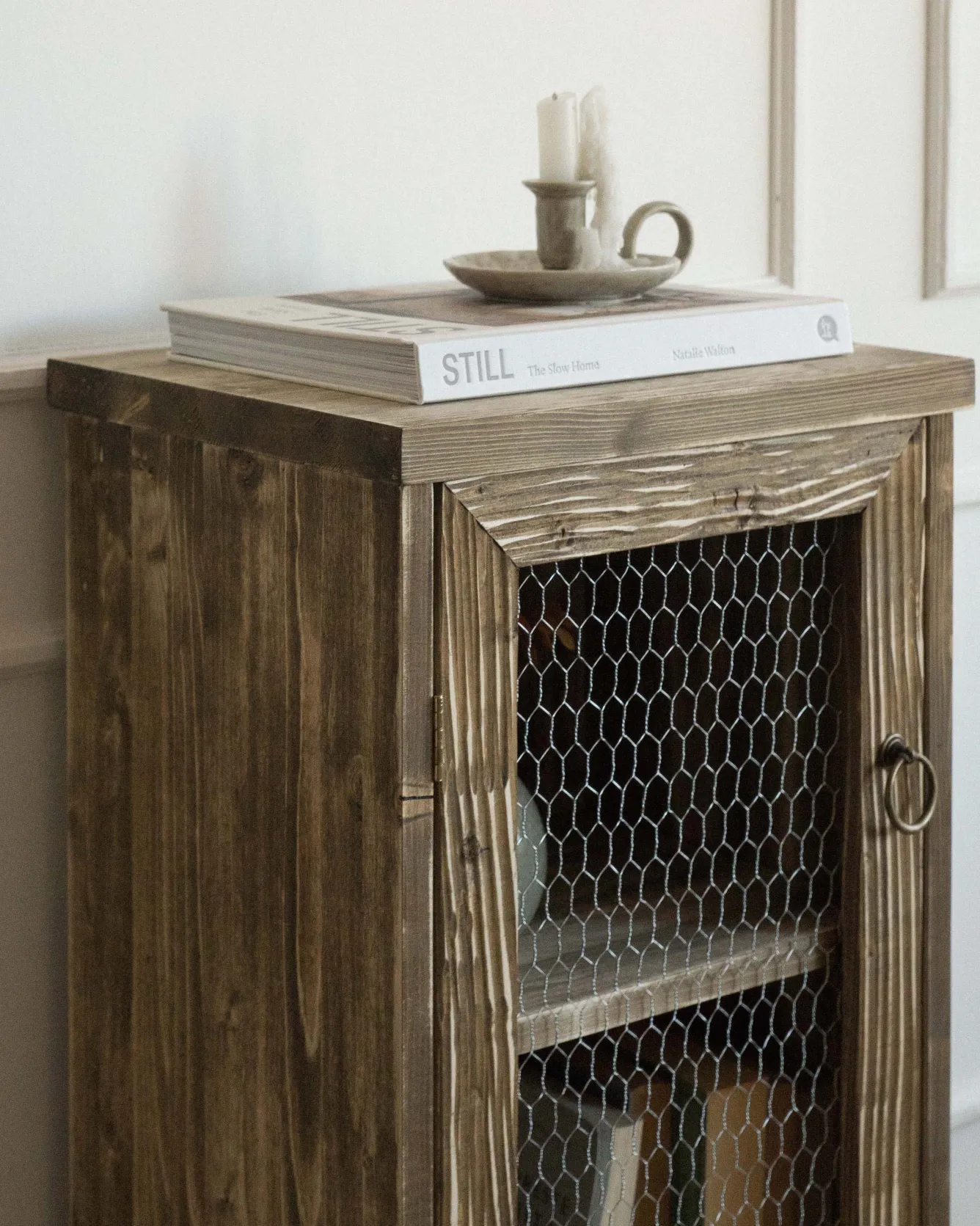 armoire_troite_siem_7.webp Hannun Buffets | Armoire étroite Siem Noyerrustique