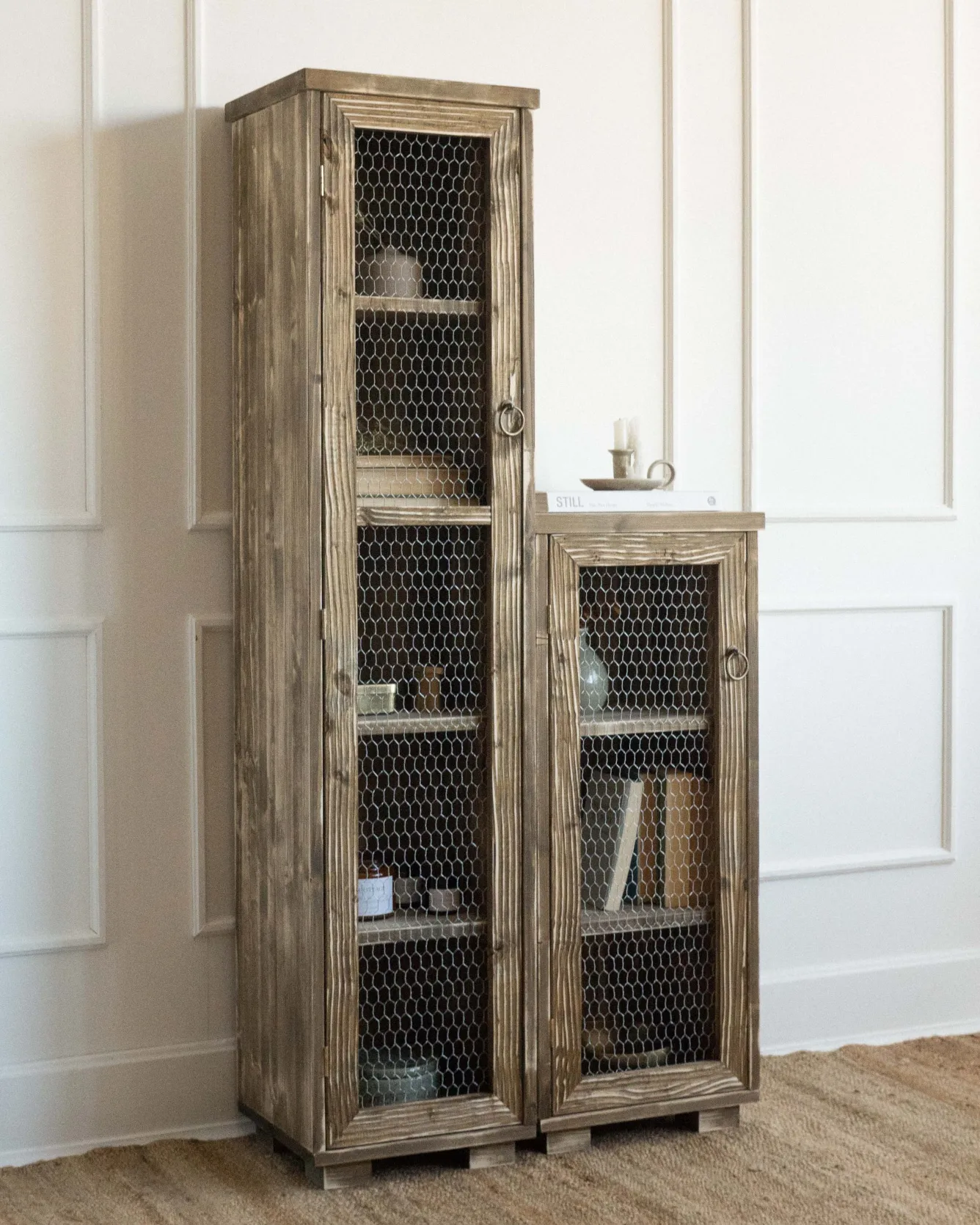 armoire_troite_siem_9.webp Hannun Buffets | Armoire étroite Siem Noyerrustique