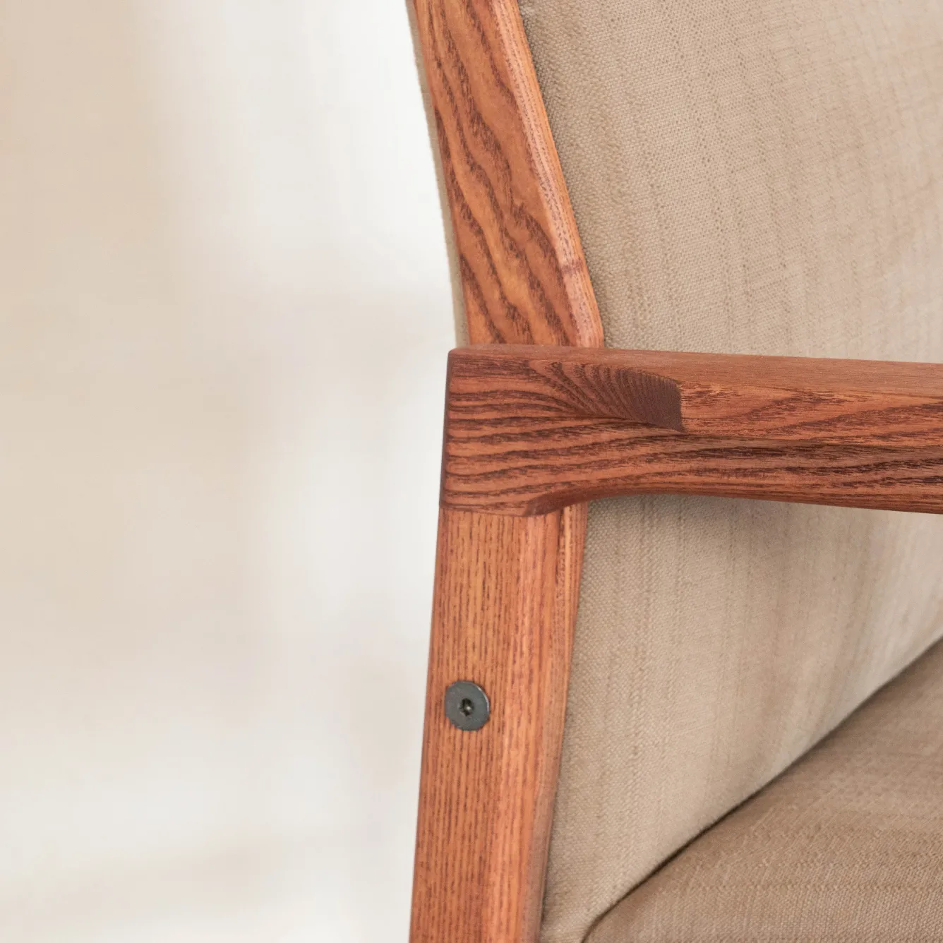 chaise_lindsay_4.webp Hannun Chaises | Fauteuils | Chaise Lindsay Frêneacajou