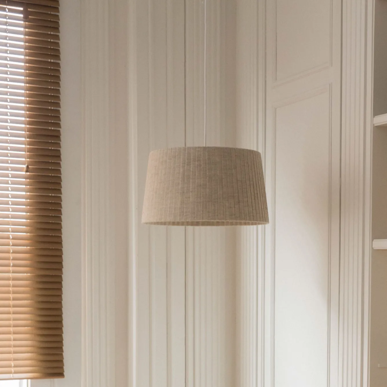 lampe_adel_5.webp Hannun Éclairage | Lampe Adelú