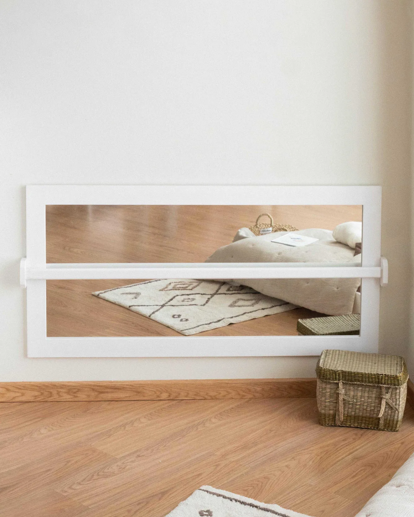 miroir_montessori_adel_4.webp Hannun Enfants | Miroir Montessori Adel