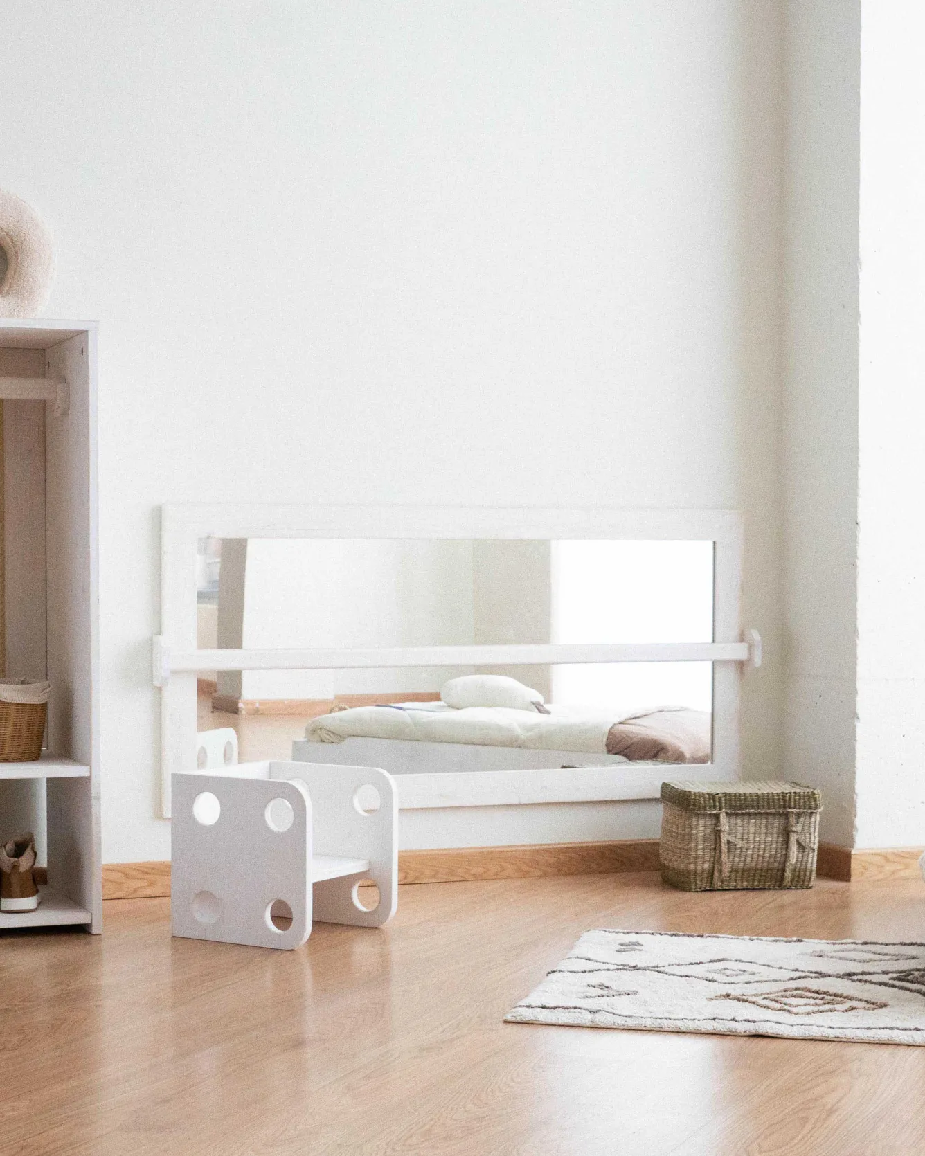 miroir_montessori_adel_5.webp Hannun Enfants | Miroir Montessori Adel