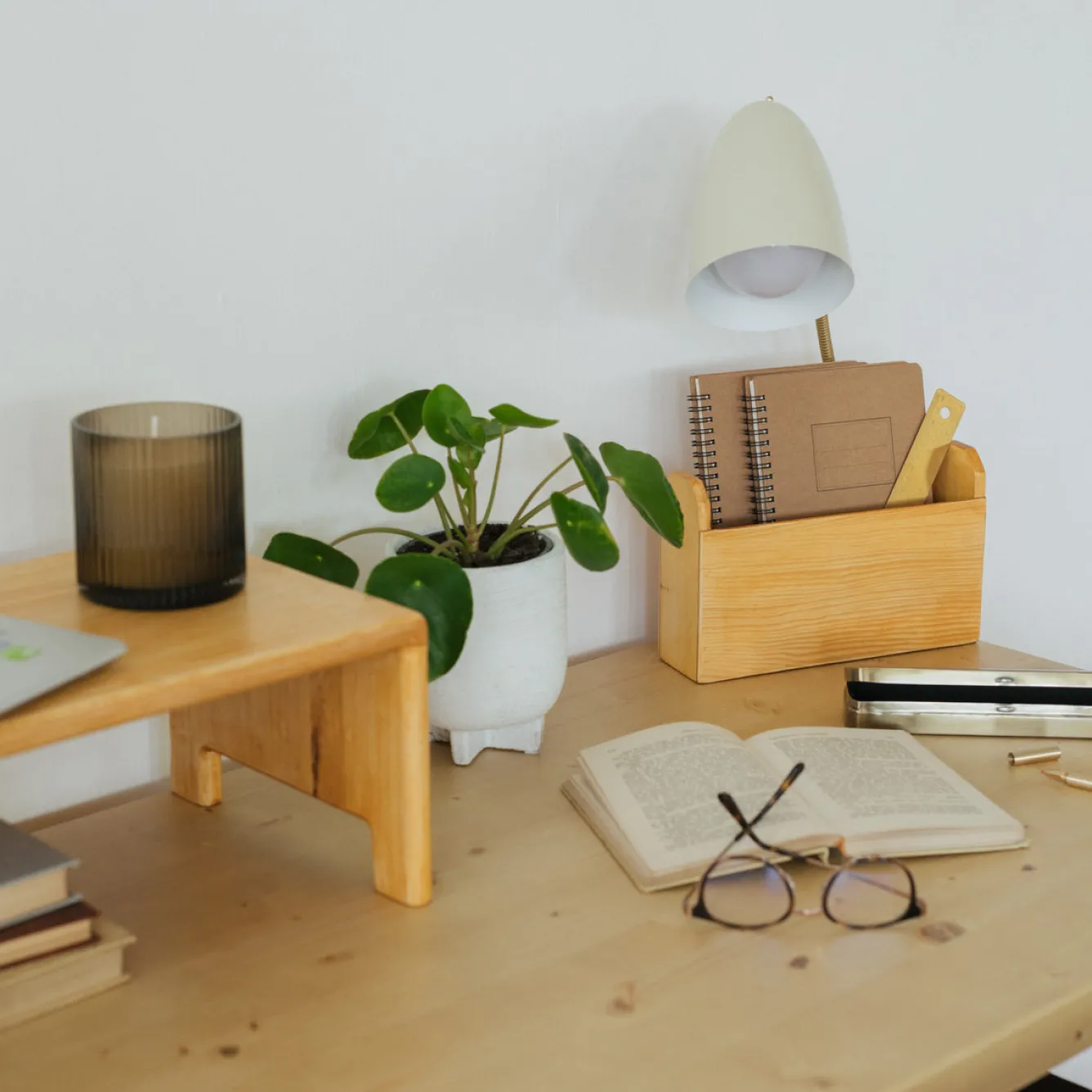 support_dordinateur_galea_3.webp Hannun Organisation | Objets Décoratifs | Support d'ordinateur Galea