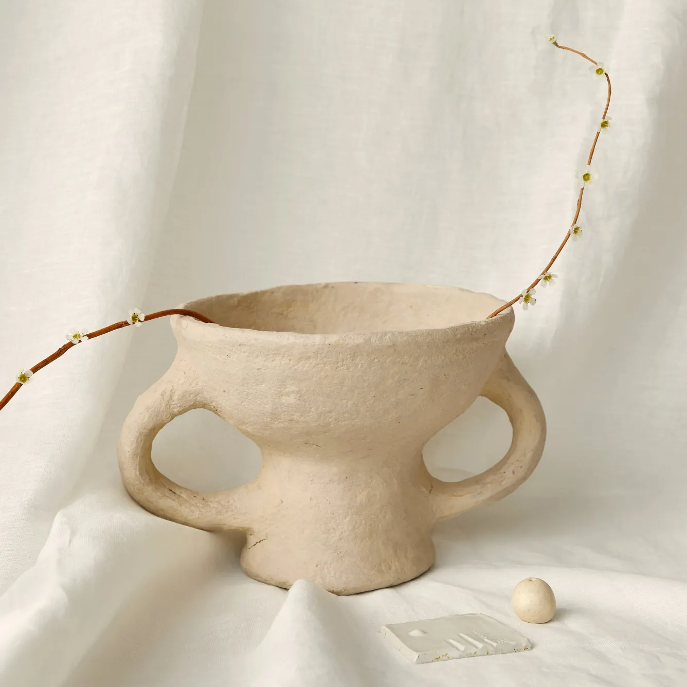 vase_avec_anses_kosta_5.webp Hannun Objets Décoratifs | Vase avec anses Kosta