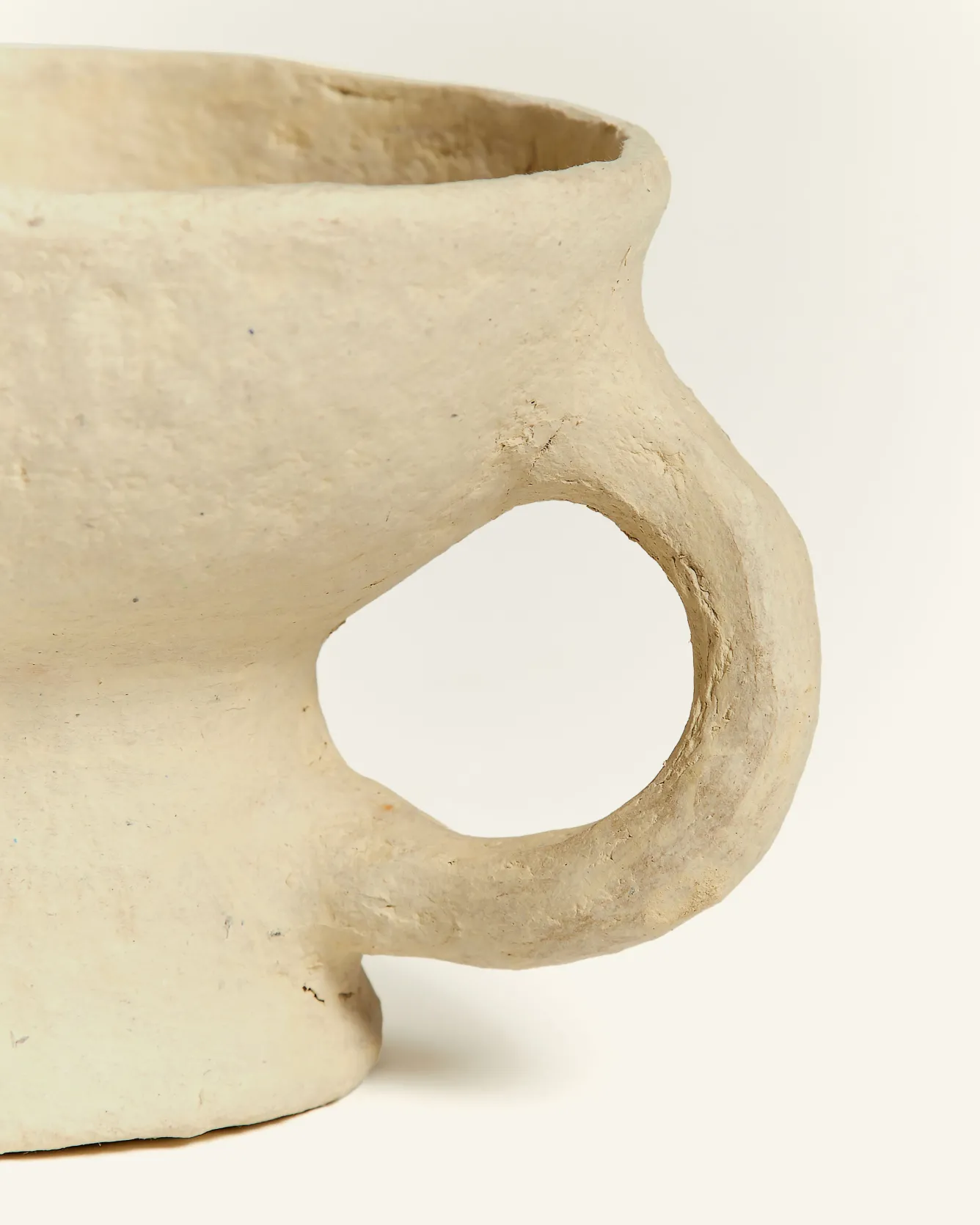 vase_avec_anses_kosta_8.webp Hannun Objets Décoratifs | Vase avec anses Kosta