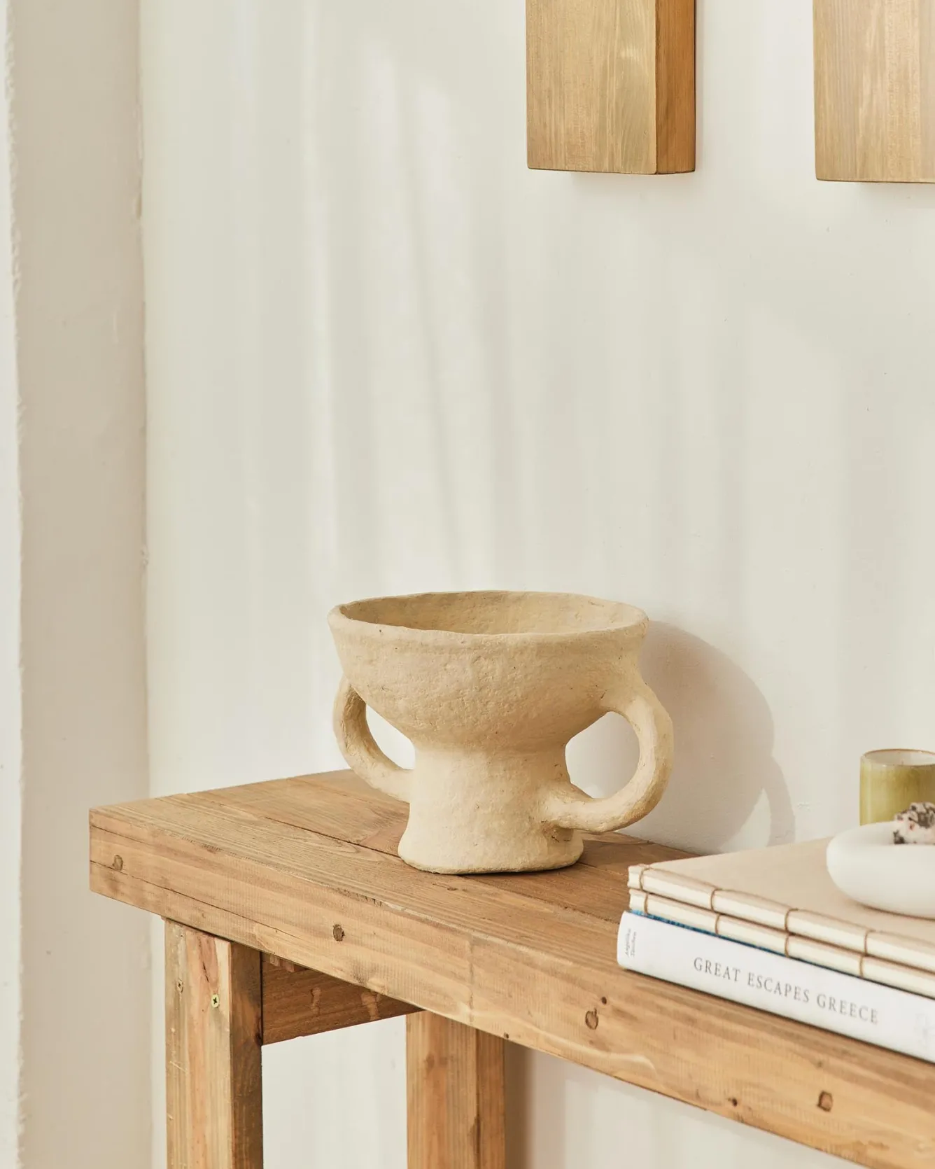 vase_avec_anses_kosta_9.webp Hannun Objets Décoratifs | Vase avec anses Kosta